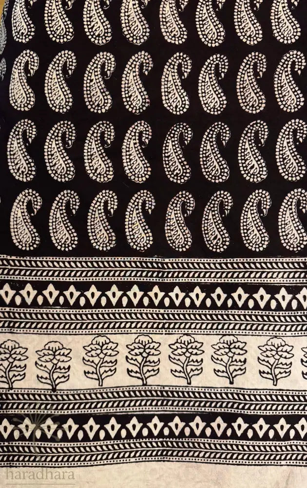 Ivory Whisper – Paisley Bagh Cotton Kurta...Bagh Kurta White Black