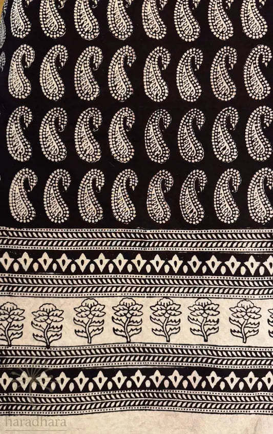 Ivory Whisper – Paisley Bagh Cotton Kurta...Bagh Kurta White Black