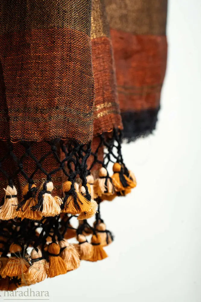 Midnight Weaves 2.5 metres / 2.5 Metres Linen Jamdani