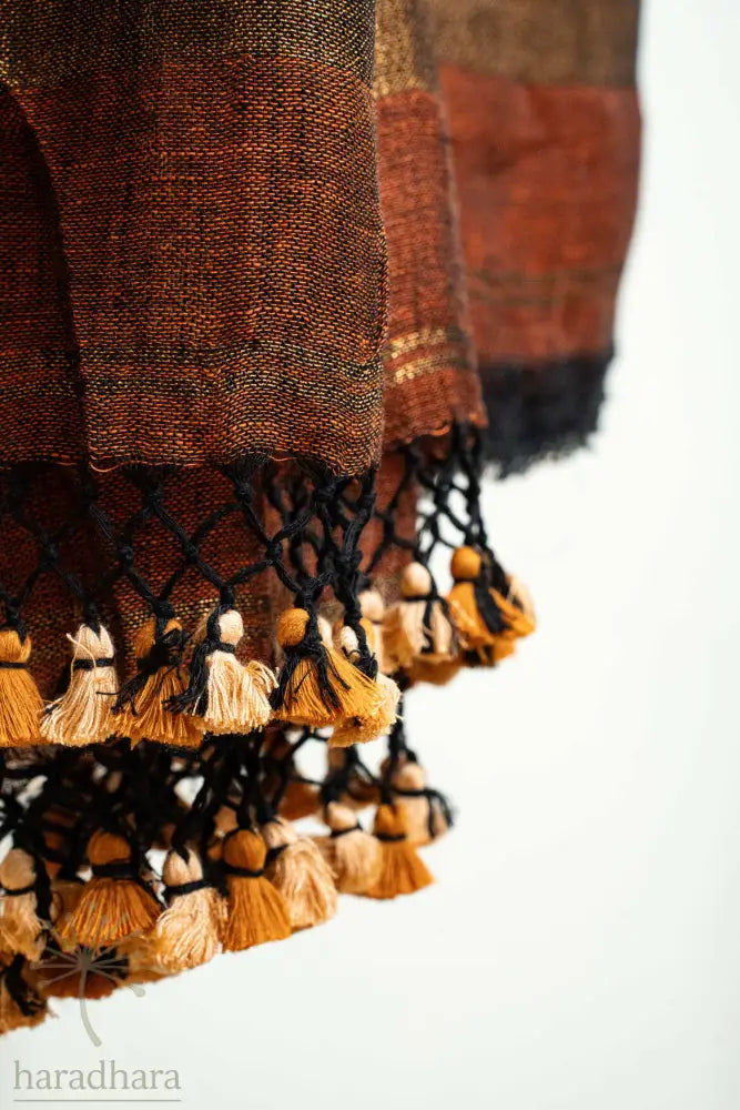 Midnight Weaves 2.5 metres / 2.5 Metres Linen Jamdani