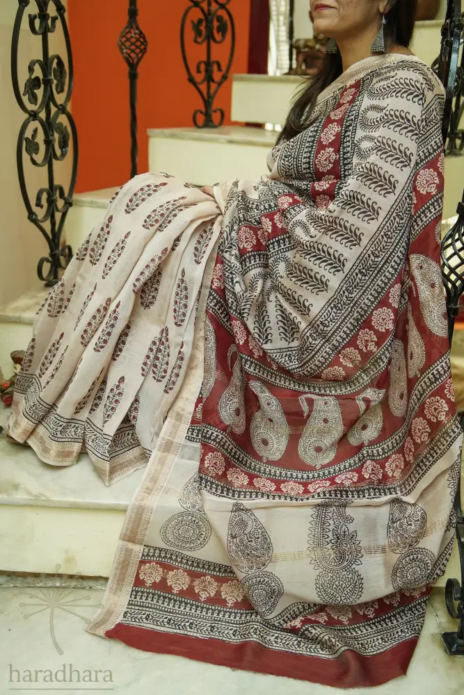 Roots in Maroon on Ivory Maheshwari Sarees