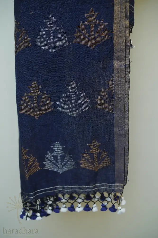 Whispers of Blue 2.5 metres / 2.5 Metres Linen Jamdani